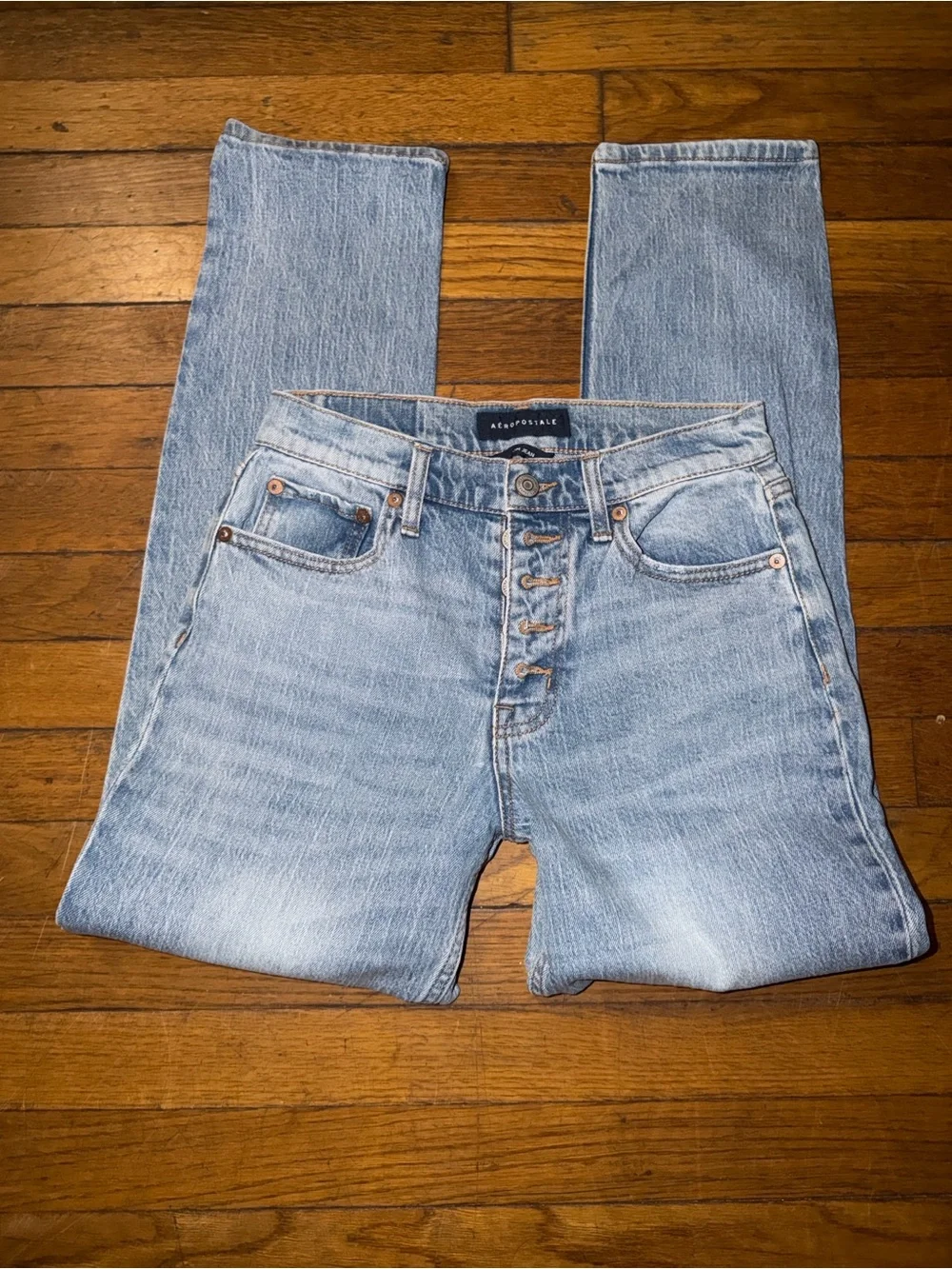 Aeropostale High Rise Button Fly Light Wash Mom Jeans